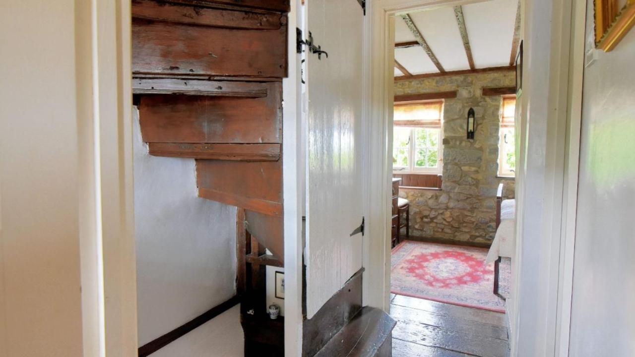 Lavender Cottage Лайм Риджис Екстериор снимка