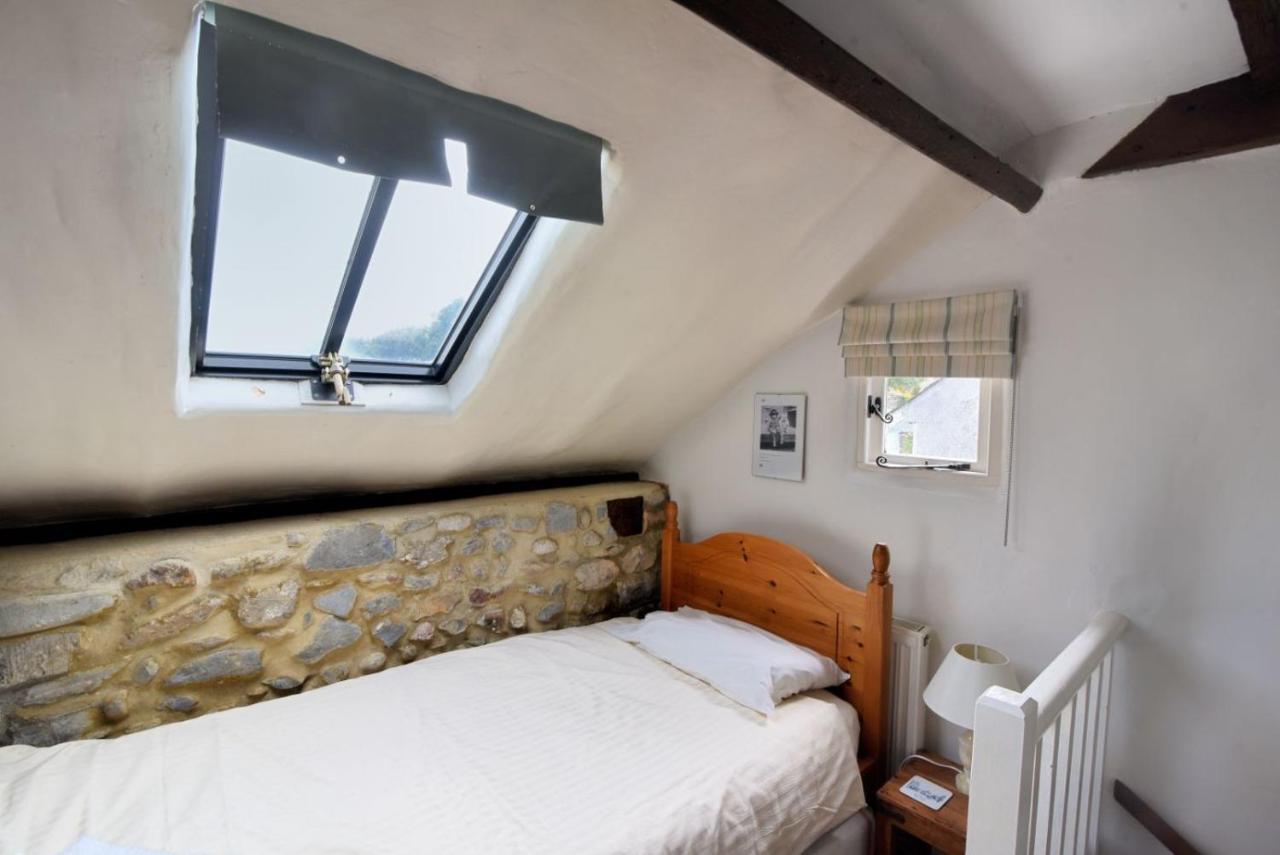 Lavender Cottage Лайм Риджис Екстериор снимка